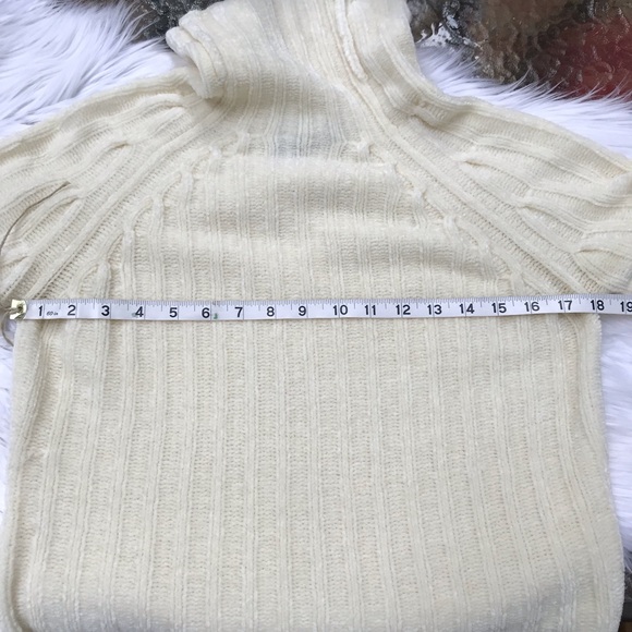 SO GSJC Cream Chenille Turtleneck Pullover Sweater - Picture 6 of 7
